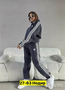 Костюм