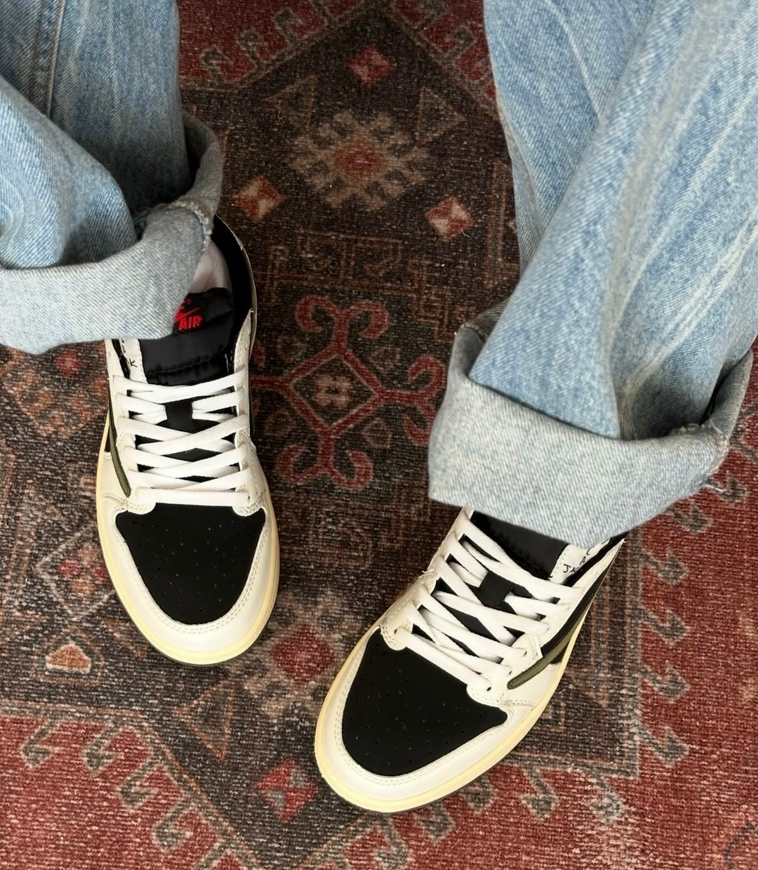 nike air jordan 1 low travis scott,кроссовки nike air jordan 1 low travis scott olive,air jordan 1 low travis scott,кроссовки nike air jordan 1 low travis scott,кроссовки travis scott x air jordan 1 l
