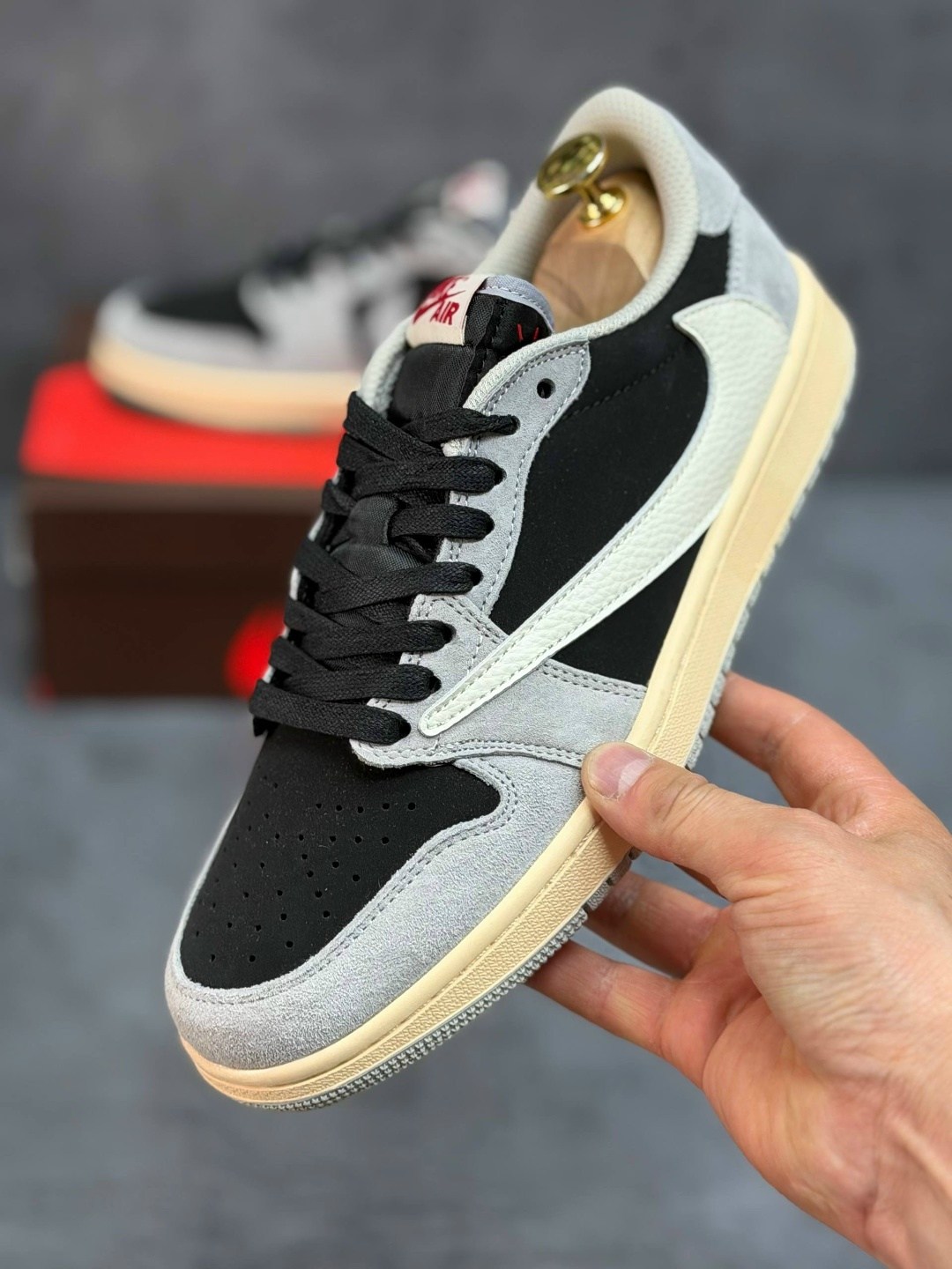 кроссовки nike air jordan 1 low x travis scott,кроссовки travis scott x air jordan 1 low,nike air jordan 1 low travis scott,кроссовки nike travis scott x air jordan 1,кроссовки nike travis scott air j