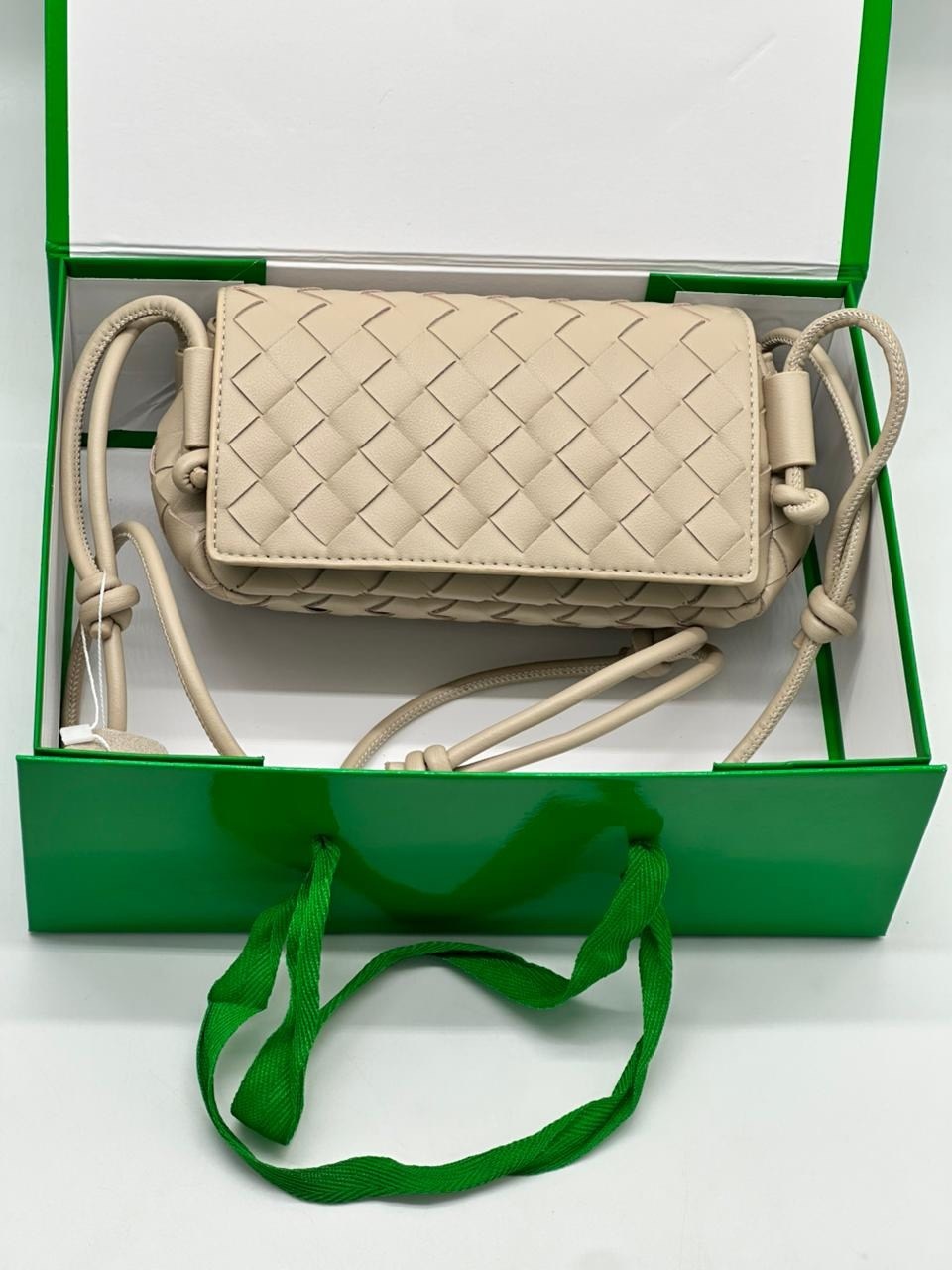 bottega veneta сумка,сумка женская bottega veneta,сумка,модная сумка,женская сумка