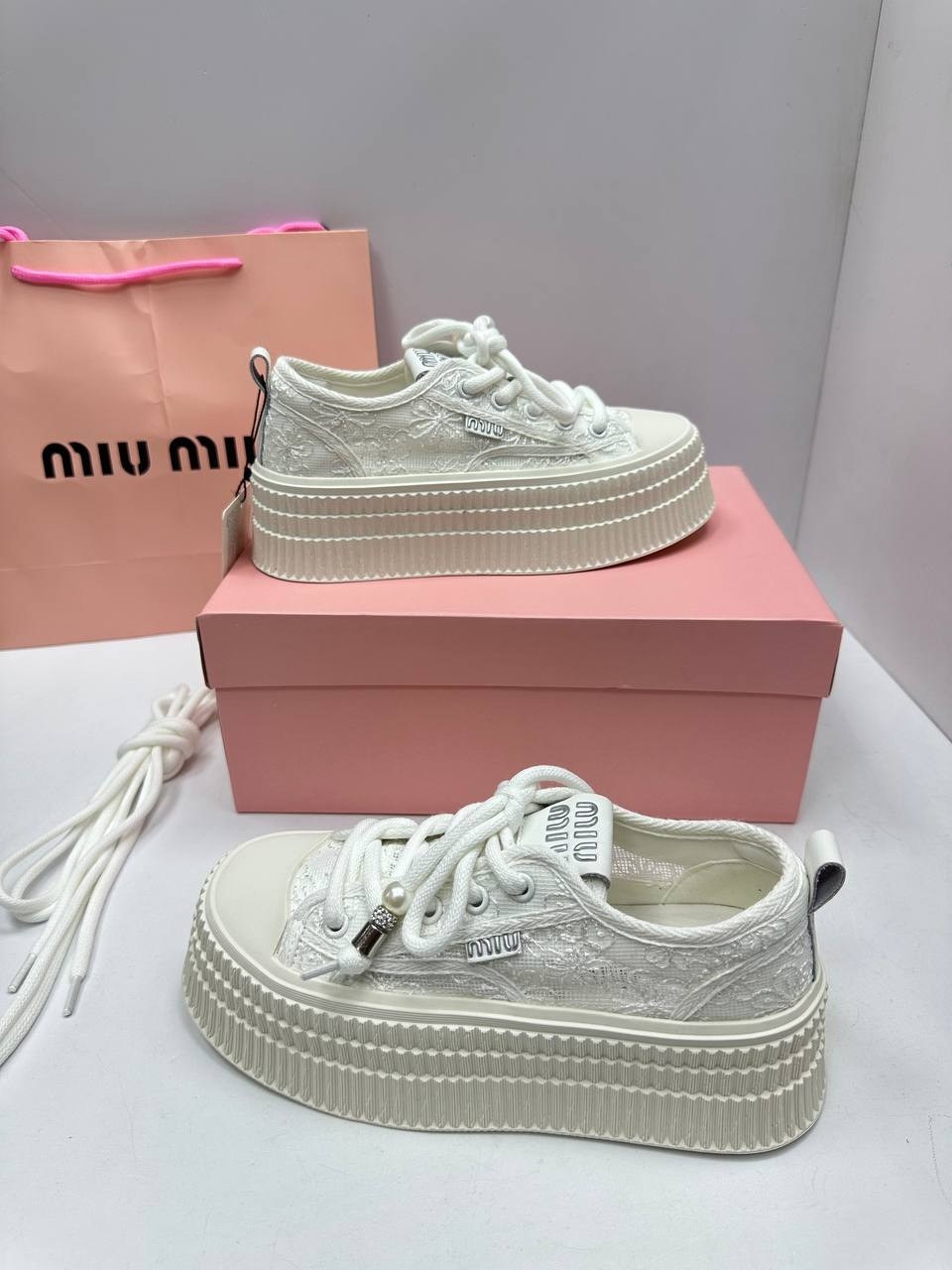 кеды miu miu женские,кеды miu miu на высокой подошве,кеды miu miu,кеды на платформе miu miu premium shoes 237107133,miu miu кроссовки