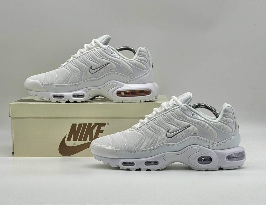кроссовки nike air max tn plus,nike air max tn plus white,кроссовки,nike air max plus tn,кроссовки nike air max plus