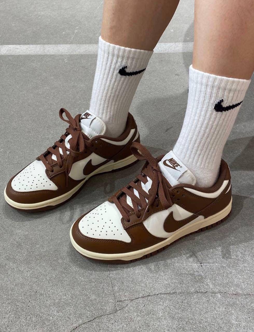 nike коричневые кожаные низкие кроссовки / кеды dunk для мужчин,nike коричневые кожаные низкие кроссовки,кроссовки nike wmns dunk low белый/коричневый,nike коричневые кожаные кроссовки,nike коричневые