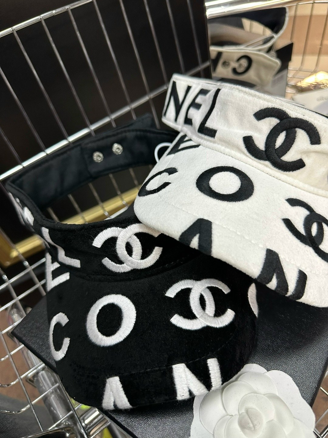 шлепанцы chanel,шлепки шанель,женские шлепанцы,шлепки chanel,шлепки женские