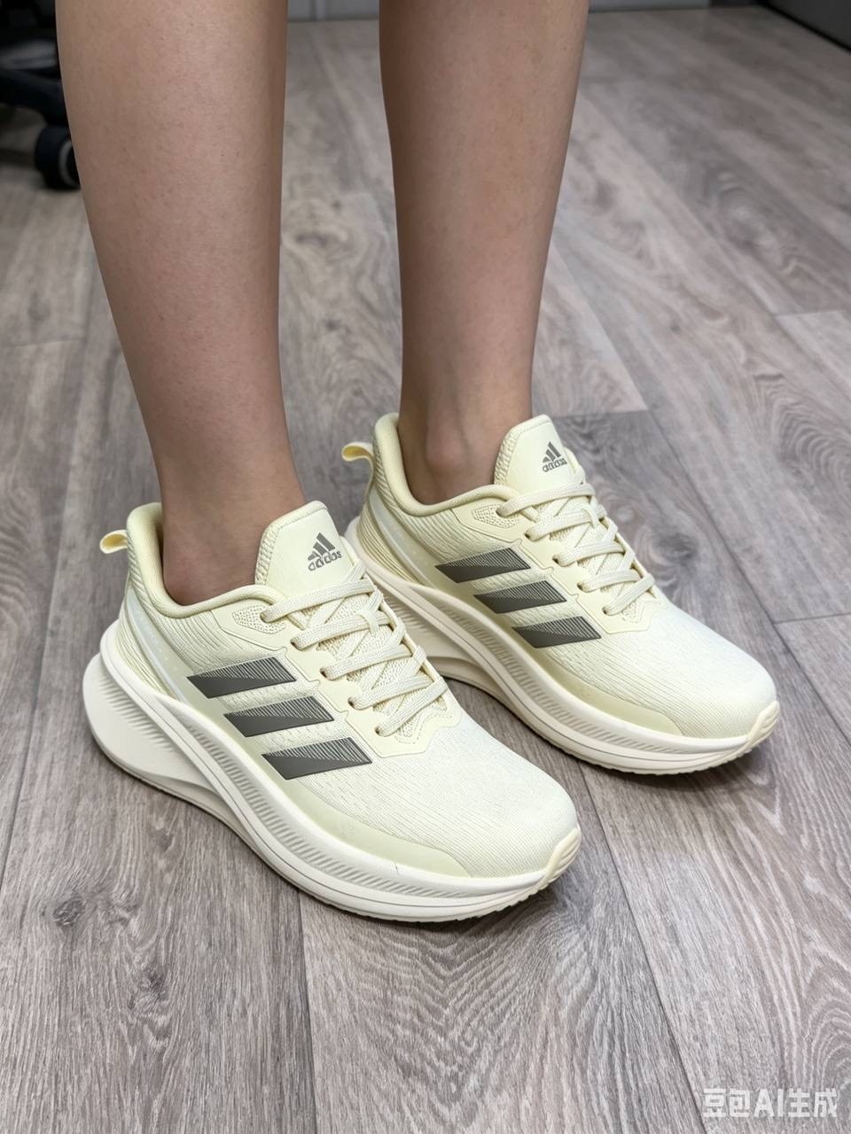 кроссовки женские adidas,кроссовки adidas,кроссовки,кроссовки для женщин,спортивная