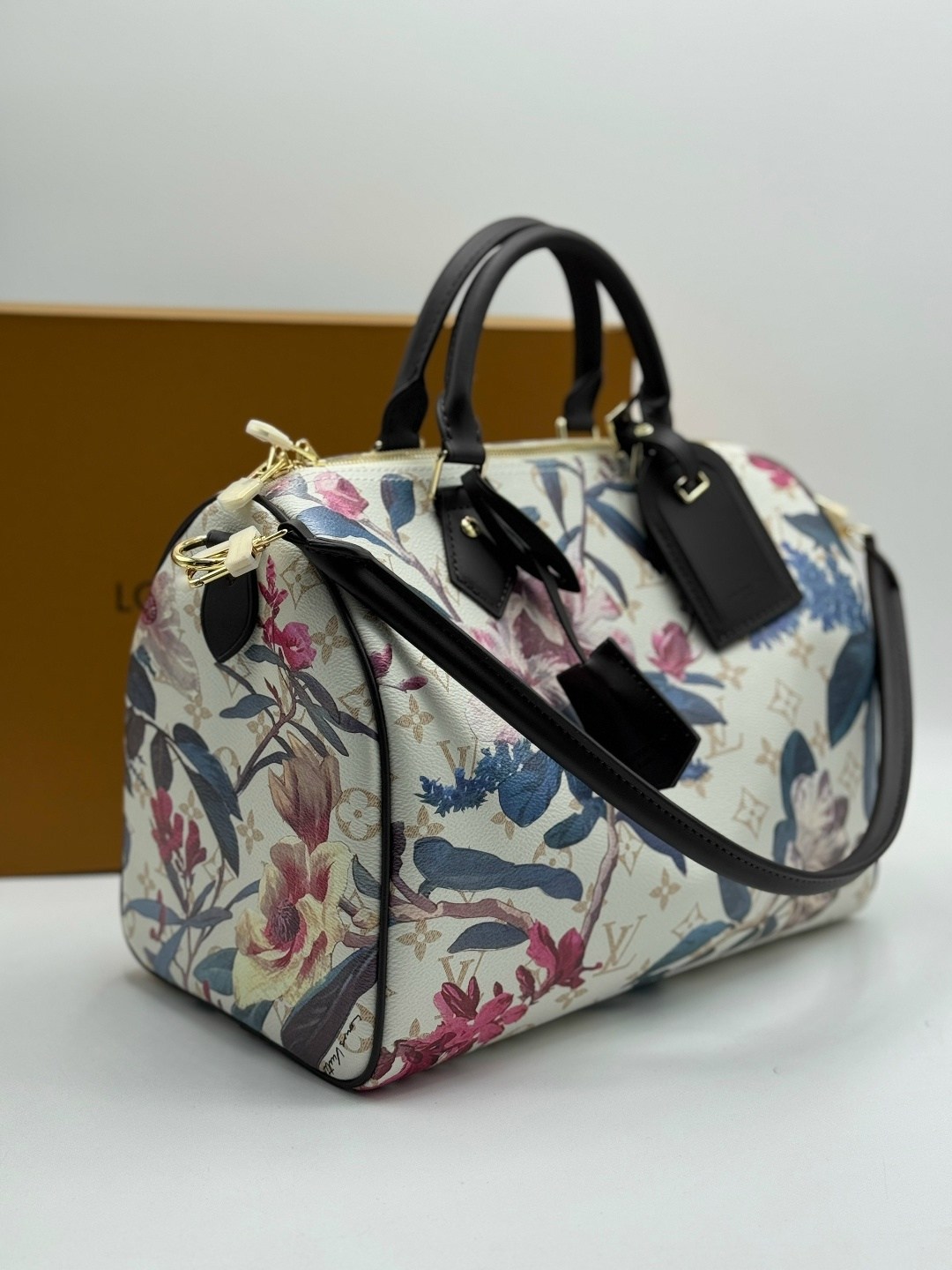 сумка louis vuitton,louis vuitton женская сумка,louis vuitton сумка на плечо,сумка саквояж louis vuitton,louis vuitton speedy