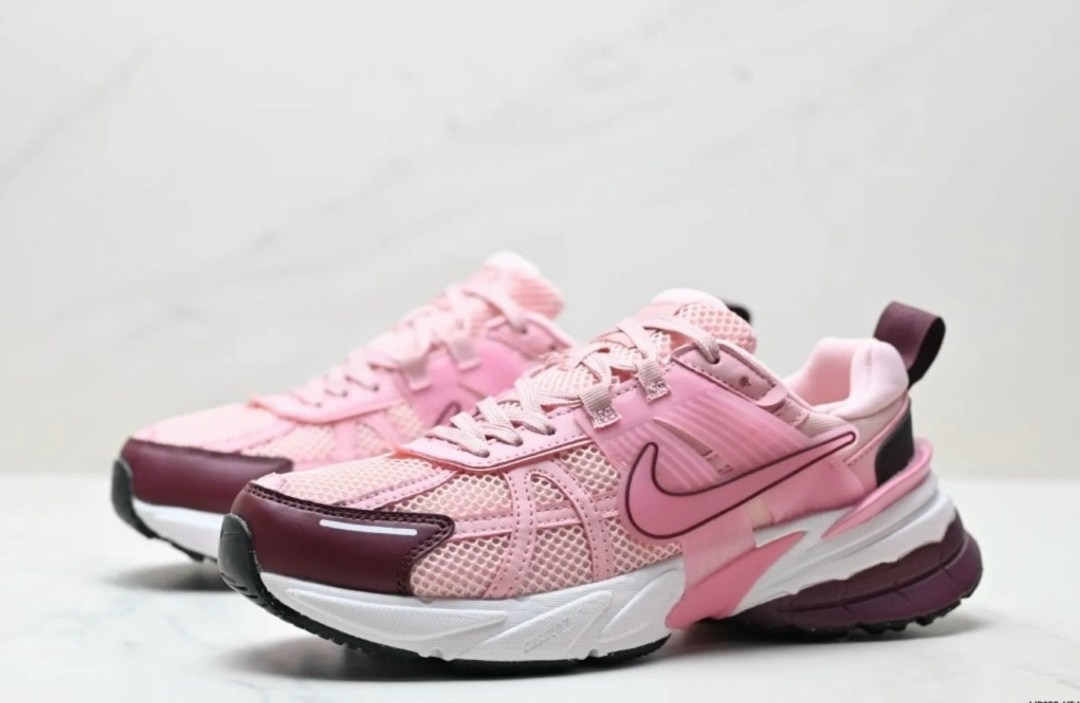 кроссовки,спортивная ,модная ,кроссовки nike женские,женские кроссовки