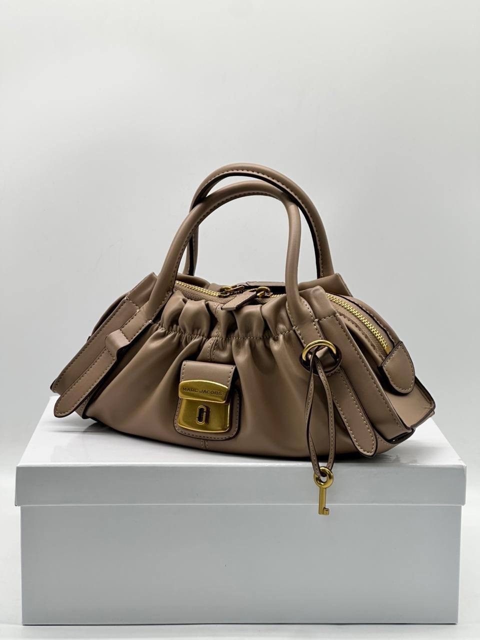marc jacobs сумка женская,marc jacobs сумка,marc jacobs сумки через плечо,женские сумки сэтчел marc jacobs,сумки