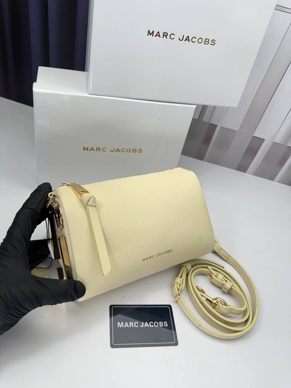 marc jacobs сумка женская,сумка-хобо через плечо marc jacobs,сумка marc jacobs,сумка marc jacobs натуральная кожа,сумка-хобо от marc jacobs из натуральной кожи
