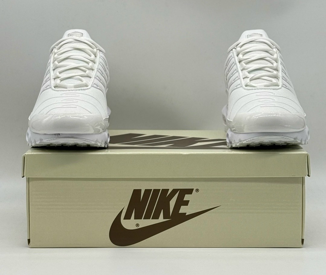 кроссовки nike air max tn plus,nike air max tn plus white,кроссовки,nike air max plus tn,кроссовки nike air max plus