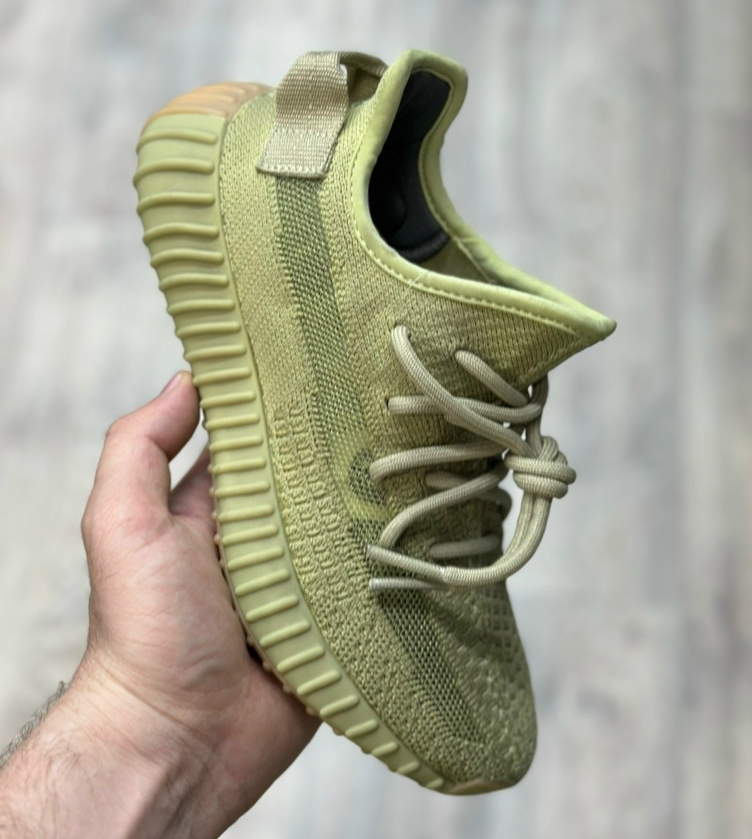 кроссовки adidas yeezy boost 350,кроссовки adidas yeezy boost,adidas yeezy boost 350 v2 cinder,adidas yeezy 350 boost,кроссовки yeezy boost 350