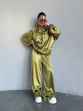 Костюм