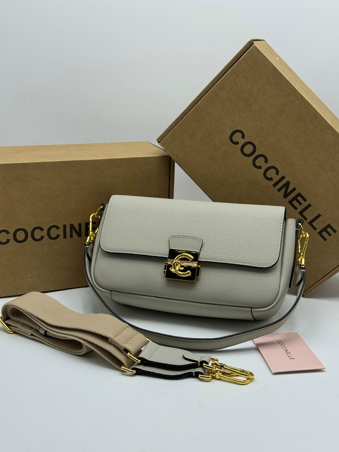 coccinelle сумка,coccinelle сумка женская,сумки женская,сумка,сумки модные