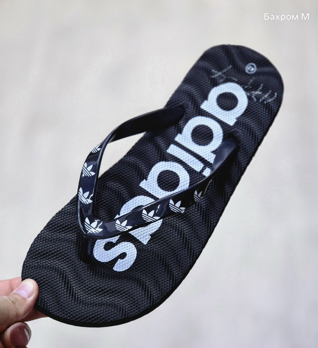 сланцы adidas,шлепанцы adidas,сланцы мужские adidas,шлепанцы адидас,сланцы adidas eezay flip flop