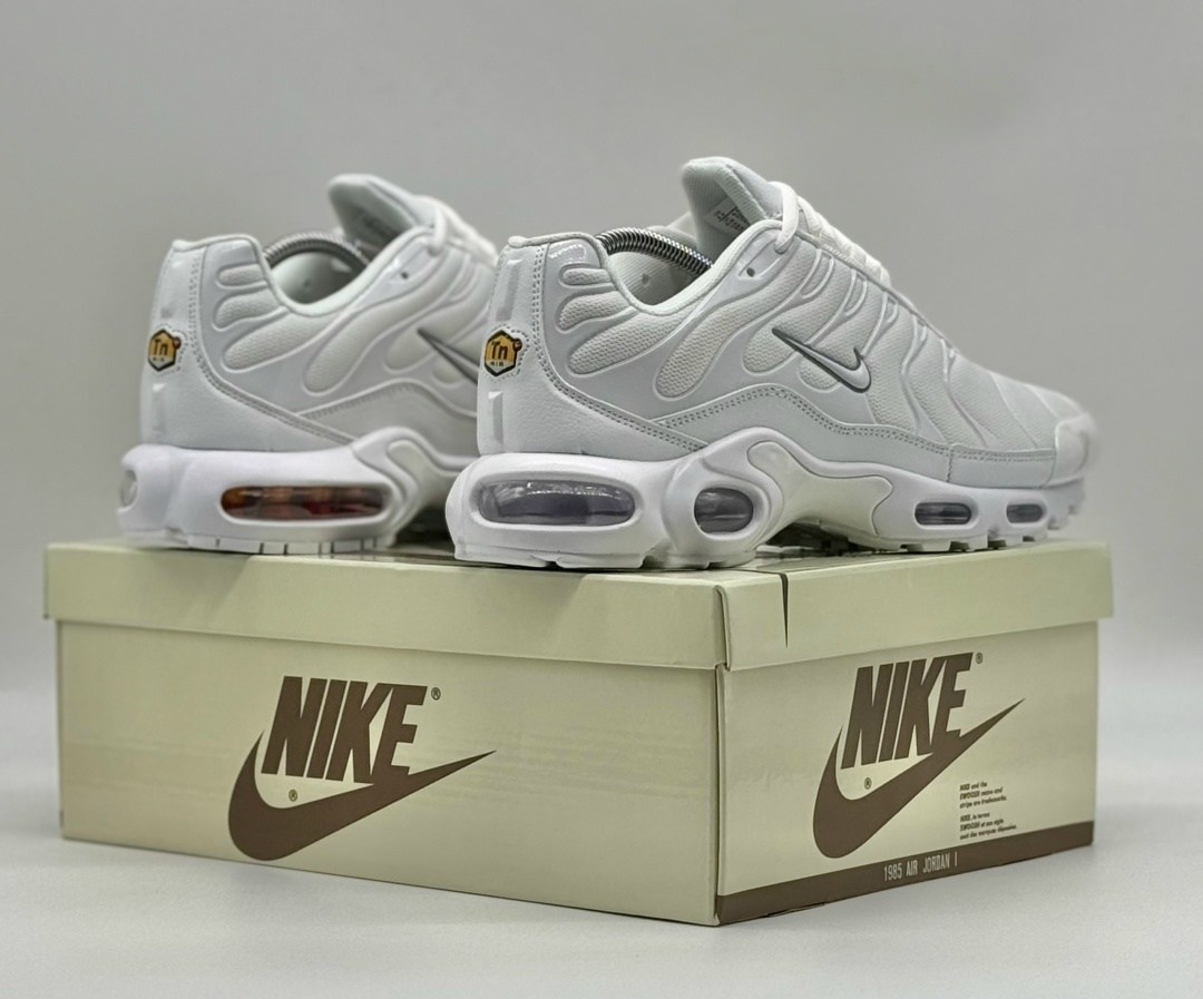 кроссовки nike air max tn plus,nike air max tn plus white,кроссовки,nike air max plus tn,кроссовки nike air max plus