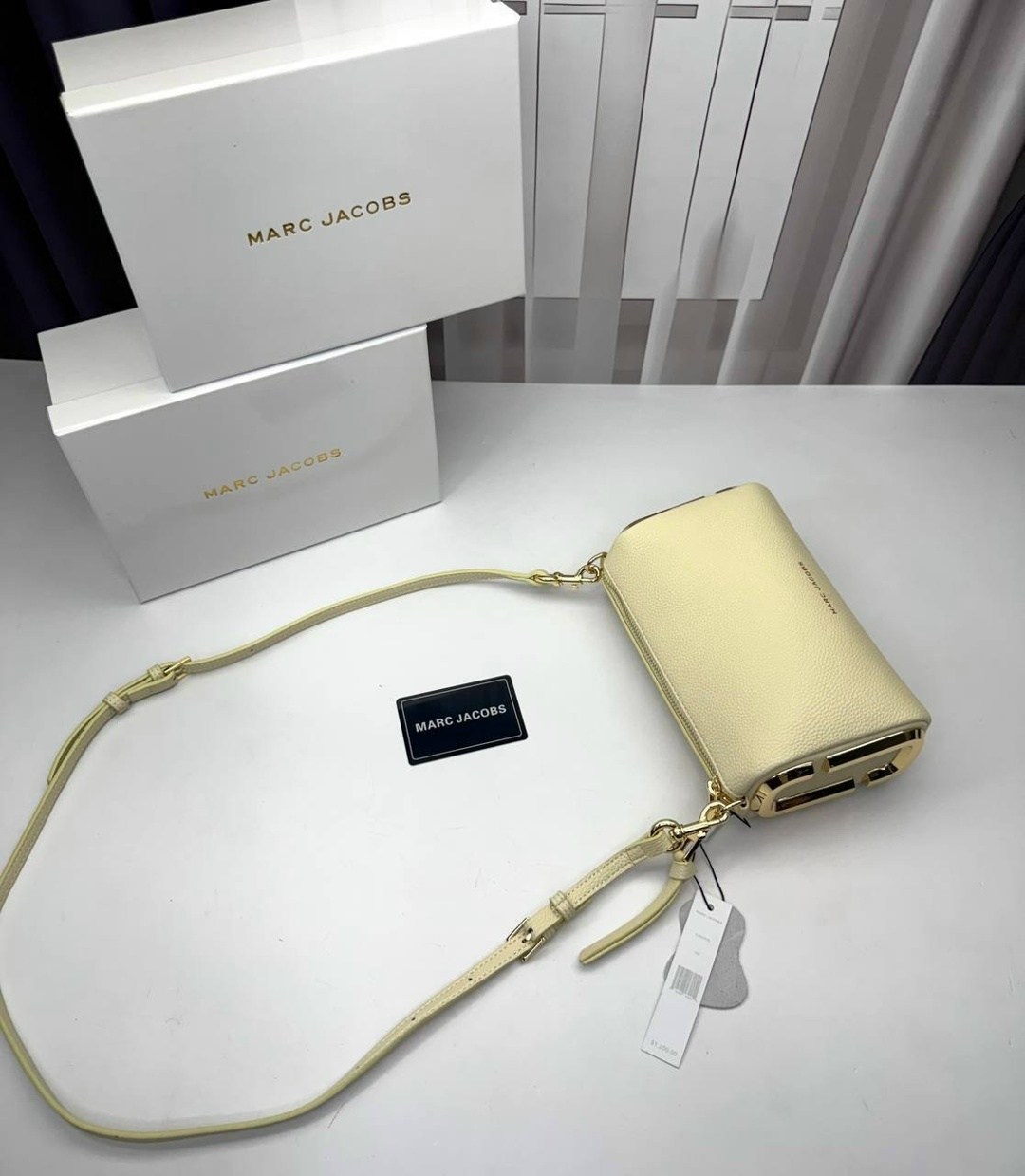 marc jacobs сумка женская,сумка-хобо через плечо marc jacobs,сумка marc jacobs,сумка marc jacobs натуральная кожа,сумка-хобо от marc jacobs из натуральной кожи
