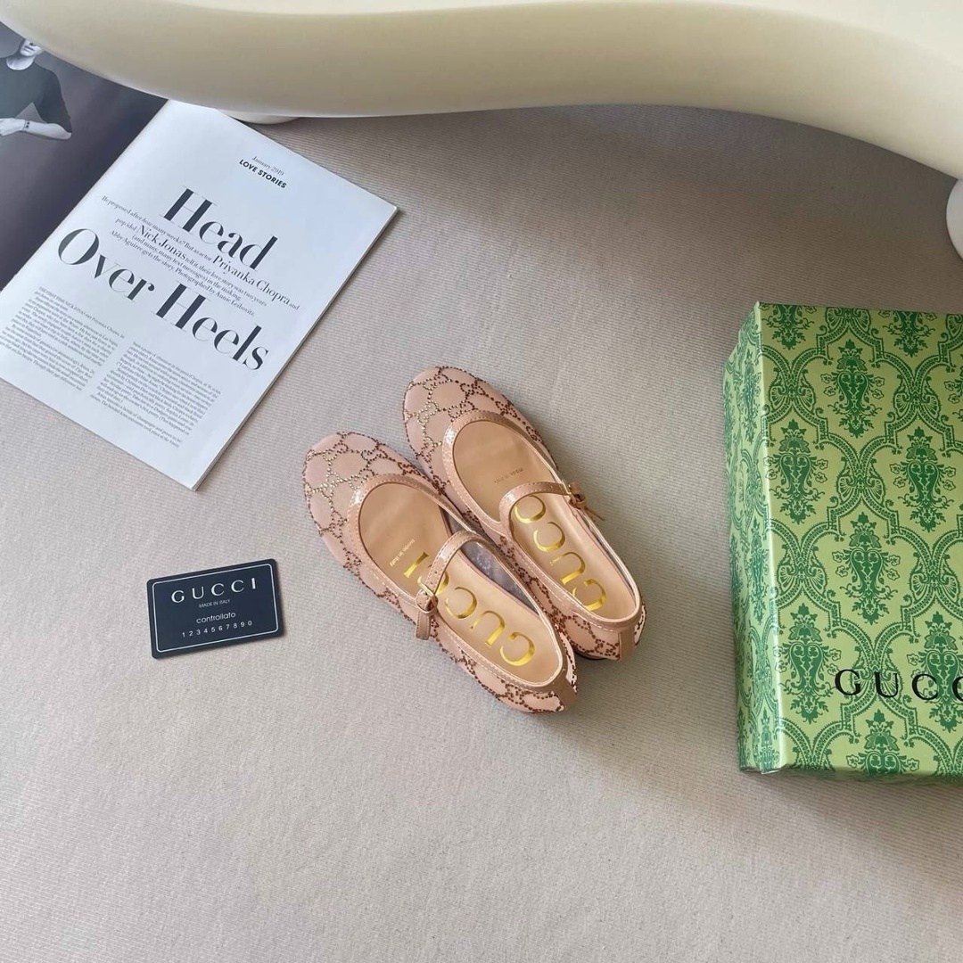 босоножки gucci,туфли gucci,балетки gucci,сандалии gucci,элегантные босоножки