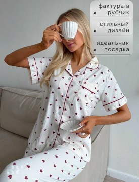 Костюм