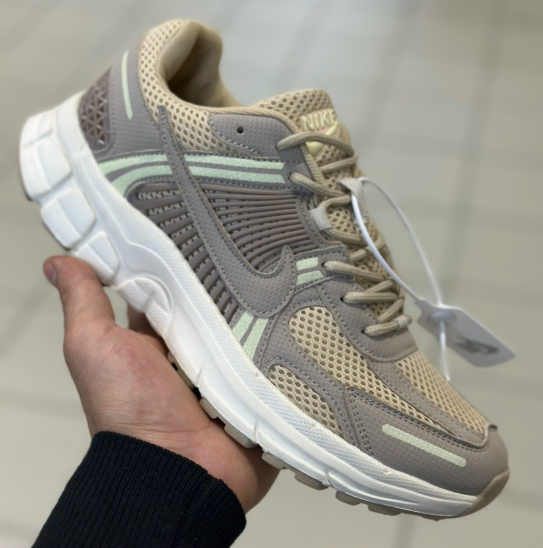 кроссовки nike zoom vomero 5,кроссовки nike air zoom vomero 5,nike zoom vomero 5 sp vast grey,nike air zoom vomero 5,кроссовки