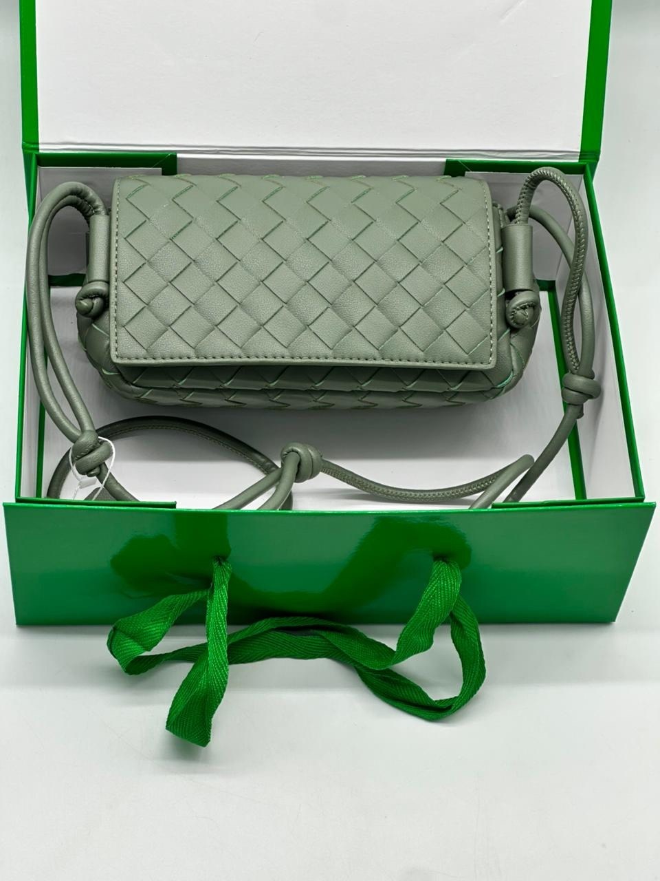 bottega veneta сумка,сумка женская bottega veneta,сумка,модная сумка,женская сумка