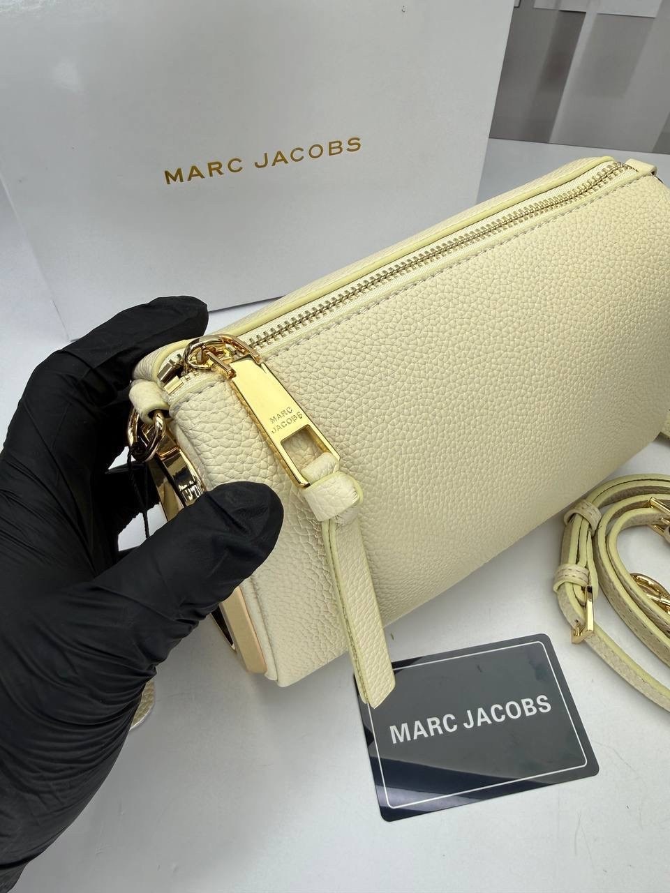 marc jacobs сумка женская,сумка-хобо через плечо marc jacobs,сумка marc jacobs,сумка marc jacobs натуральная кожа,сумка-хобо от marc jacobs из натуральной кожи