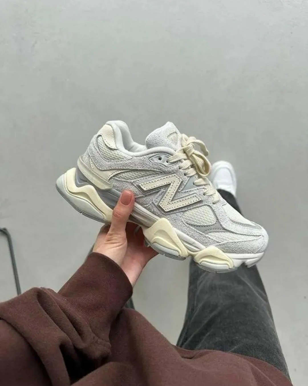 кроссовки new balance 9060,кроссовки nb 9060 спортивная  sadefort цвет белый серый,кроссовки nb 9060 спортивная  sadefort,кроссовки женские new balance,женские кроссовки new balance 9060