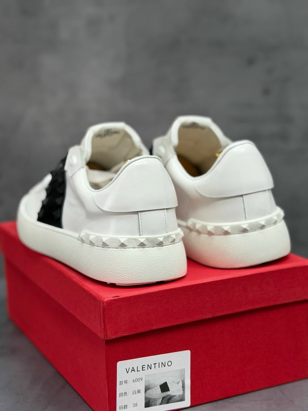 кроссовки valentino,,кроссовки valentino женские,кроссовки valentino garavani,дизайнерские кроссовки