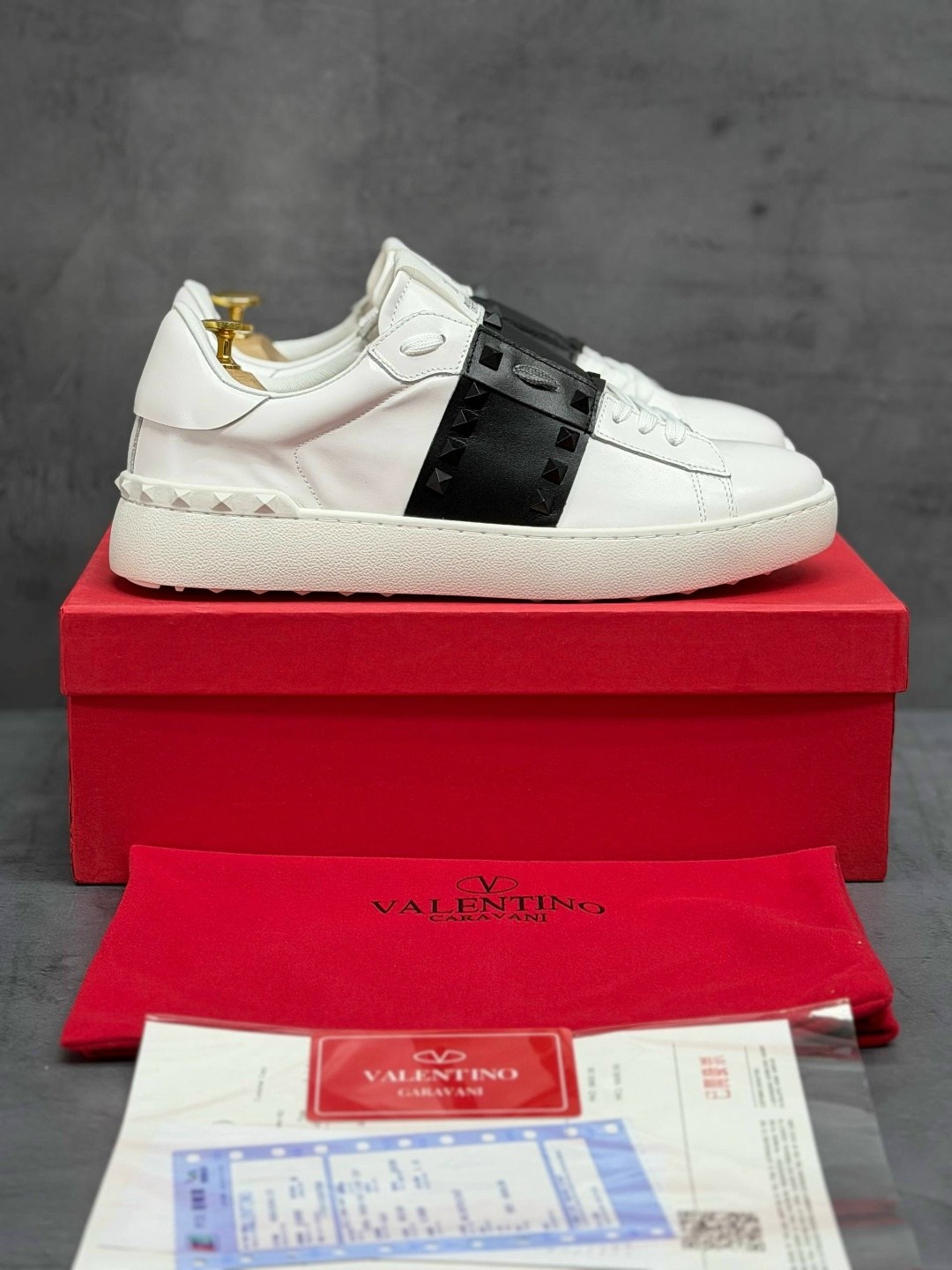кроссовки valentino,,кроссовки valentino женские,кроссовки valentino garavani,дизайнерские кроссовки