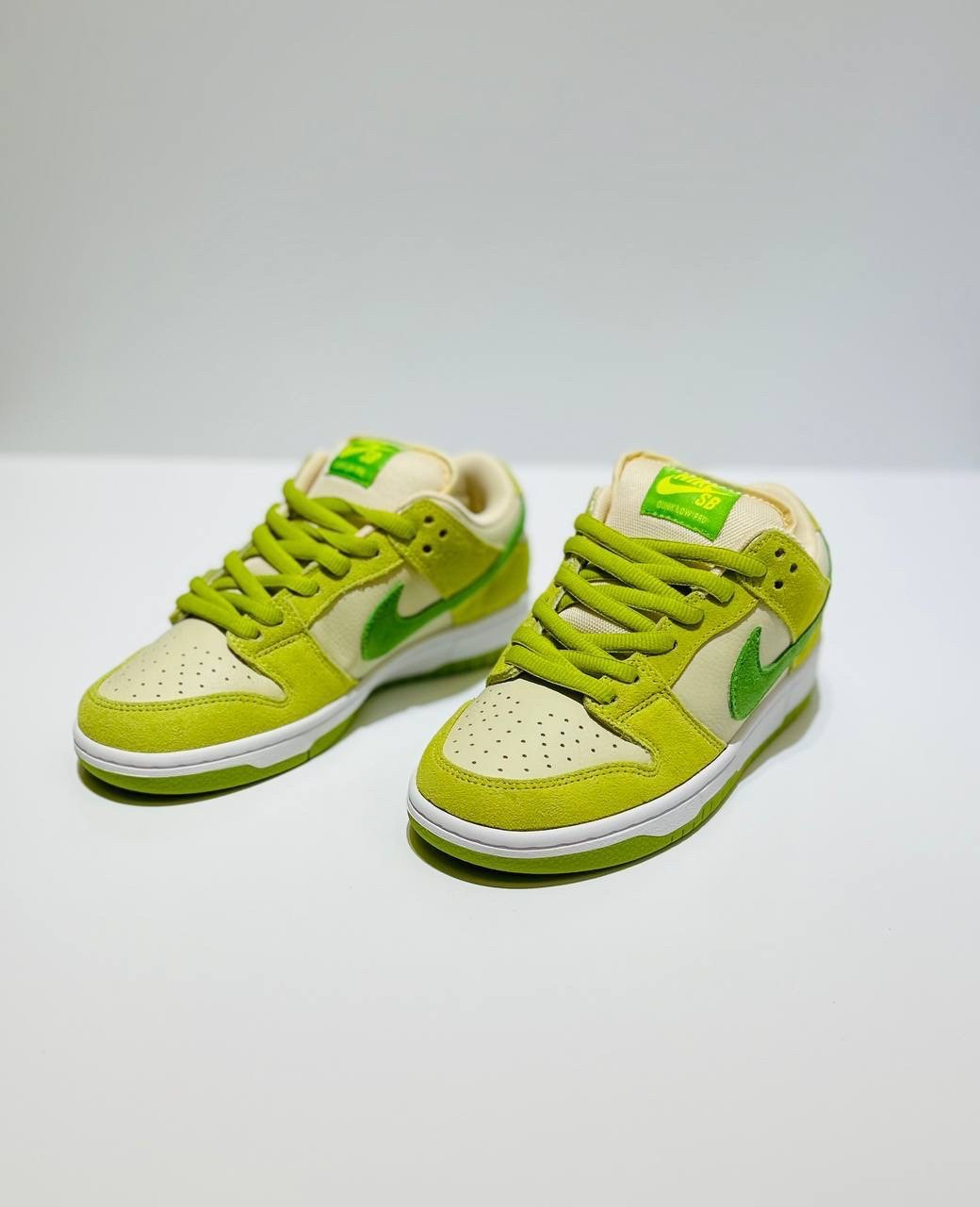 кроссовки nike sb dunk low green apple,nike sb dunk low 'green apple',nike sb dunk green apple,кроссовки nike dunk low pro sb зеленые,кроссовки найк