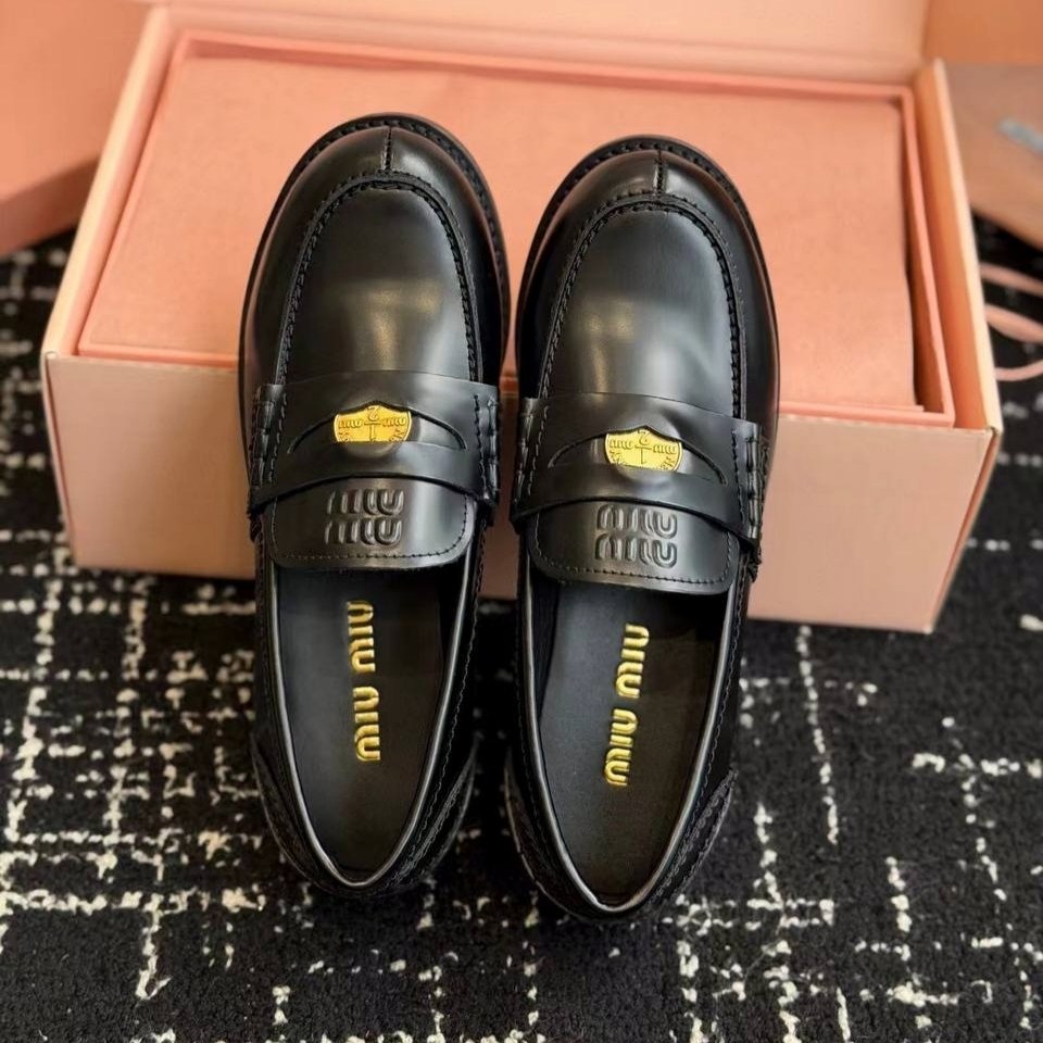 ,лоферы miu miu,лоферы женские,лоферы миу миу, женская
