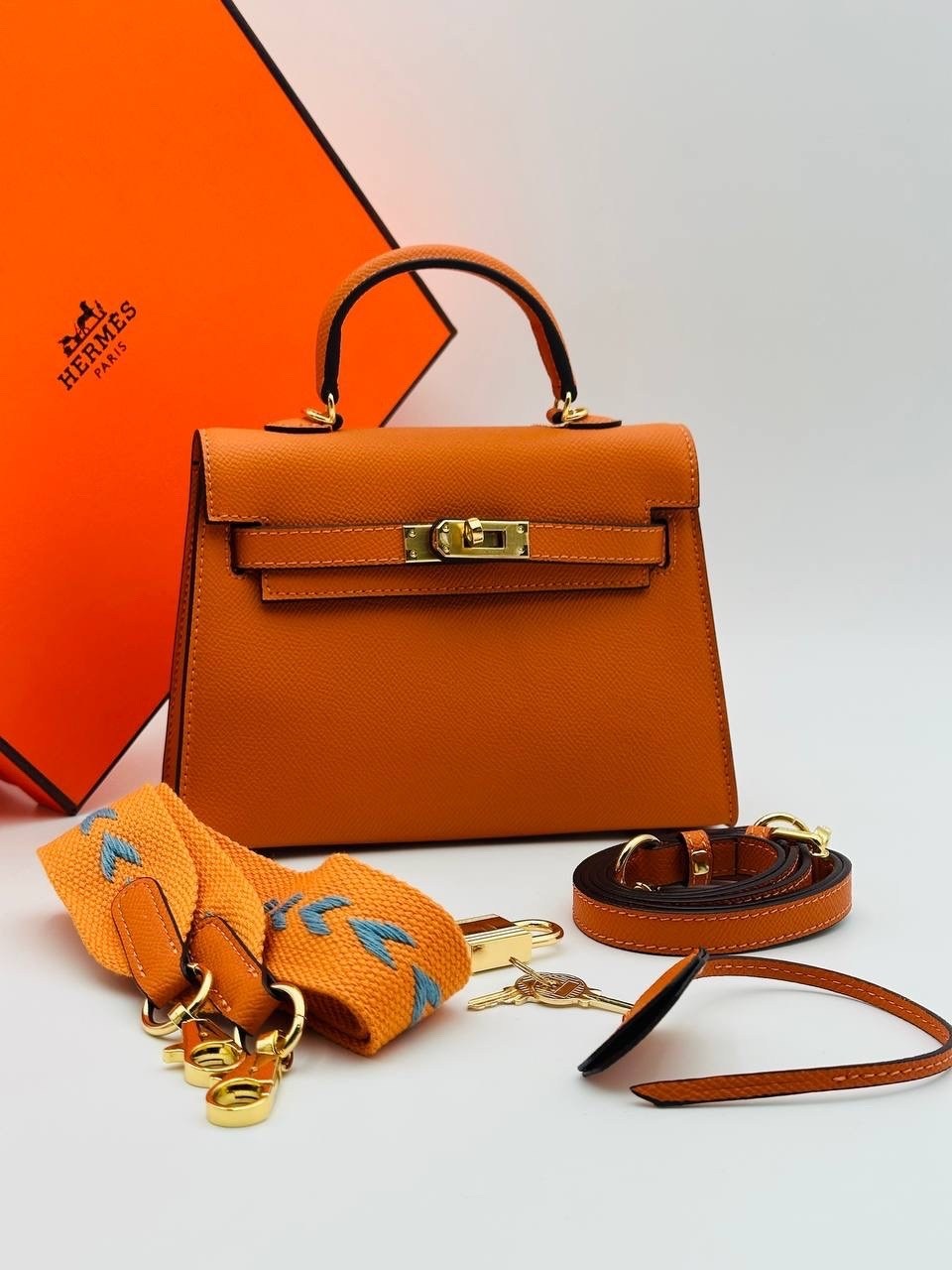 hermes сумка,женская сумка hermes,сумка hermes kelly,сумочка хермес мини,hermes сумка на плечо