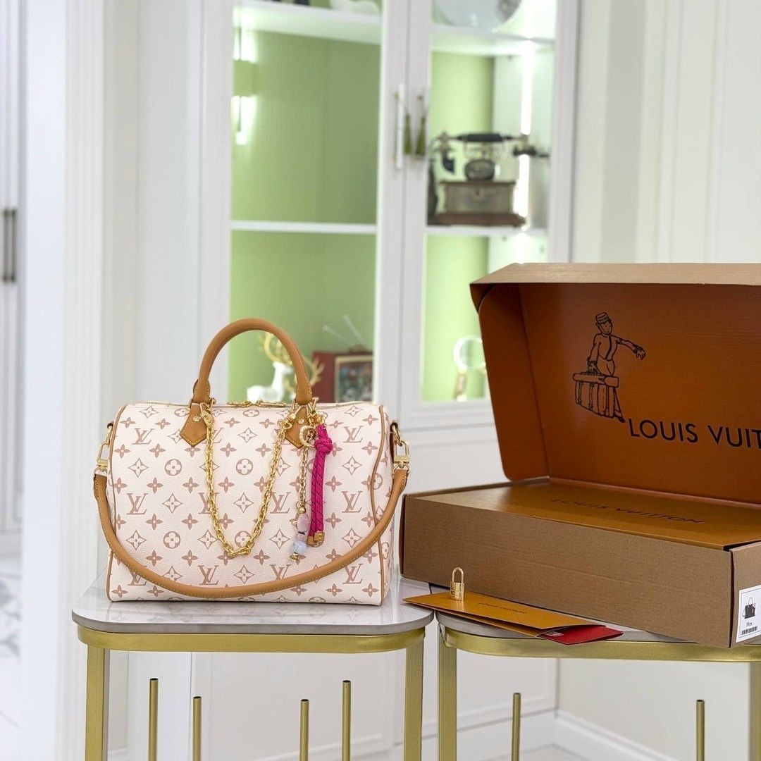 женская сумка louis vuitton,сумка луи виттон,cумка louis vuitton,сумка бочонок луи виттон,дорожная сумка louis vuitton