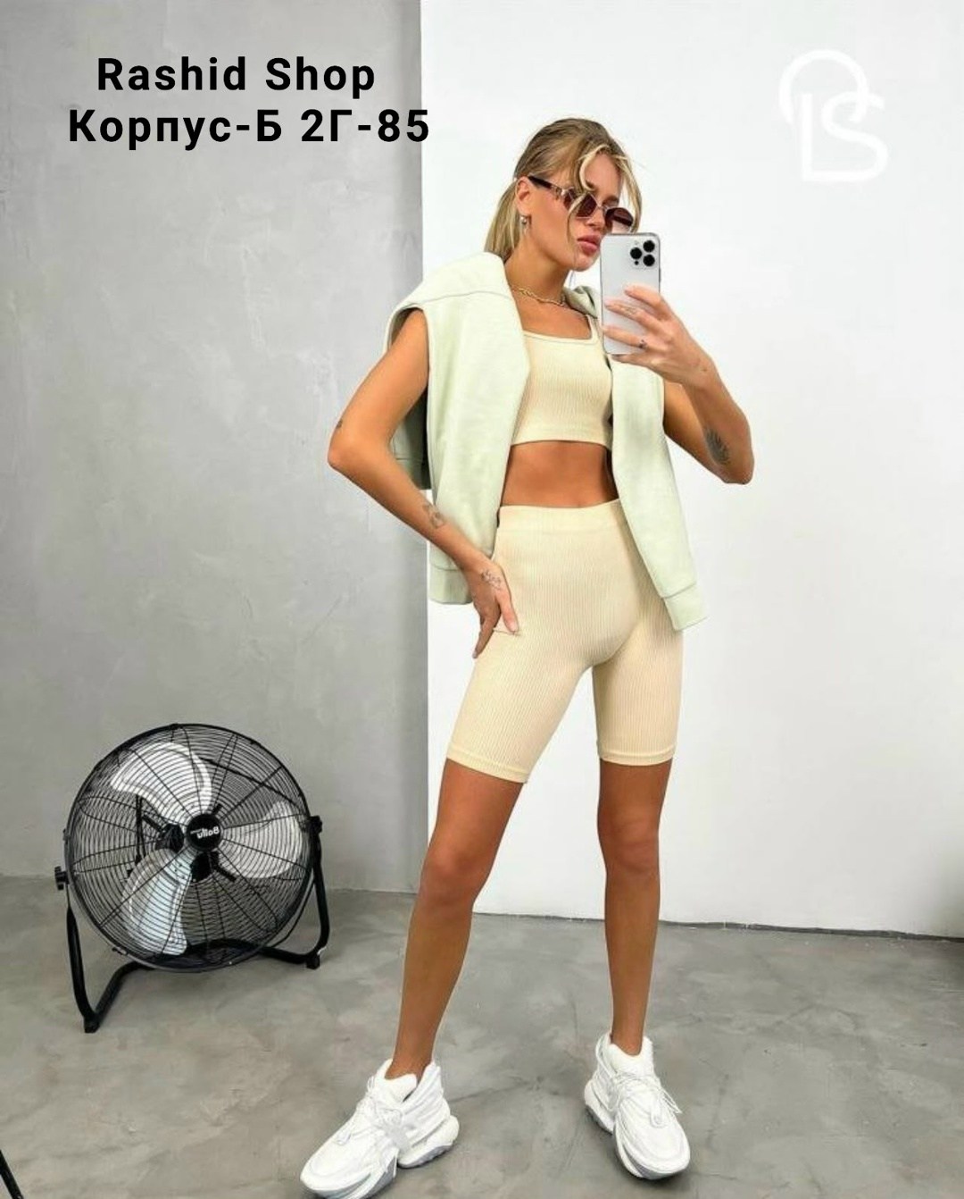 костюм для фитнеса,комплект для фитнеса,женский костюм,спортивные топы,велосипедки женские
