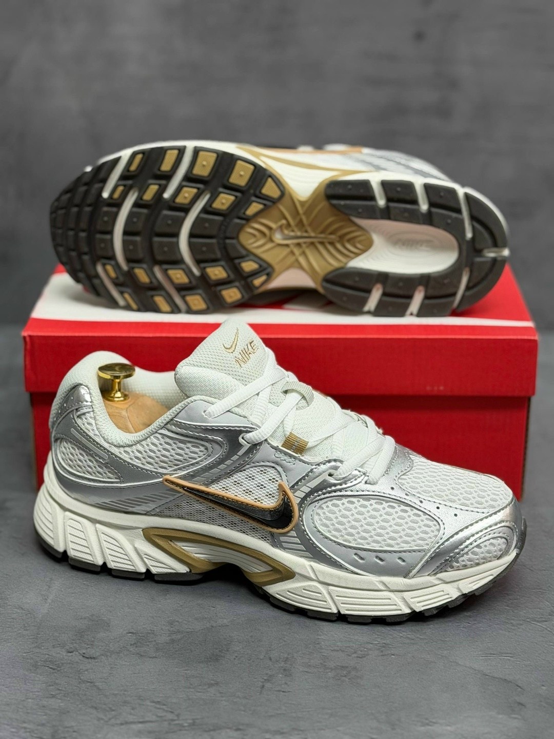 кроссовки nike,кроссовки,кроссовки женские мужские,повседневные кроссовки,кроссовки v5 rnr nike