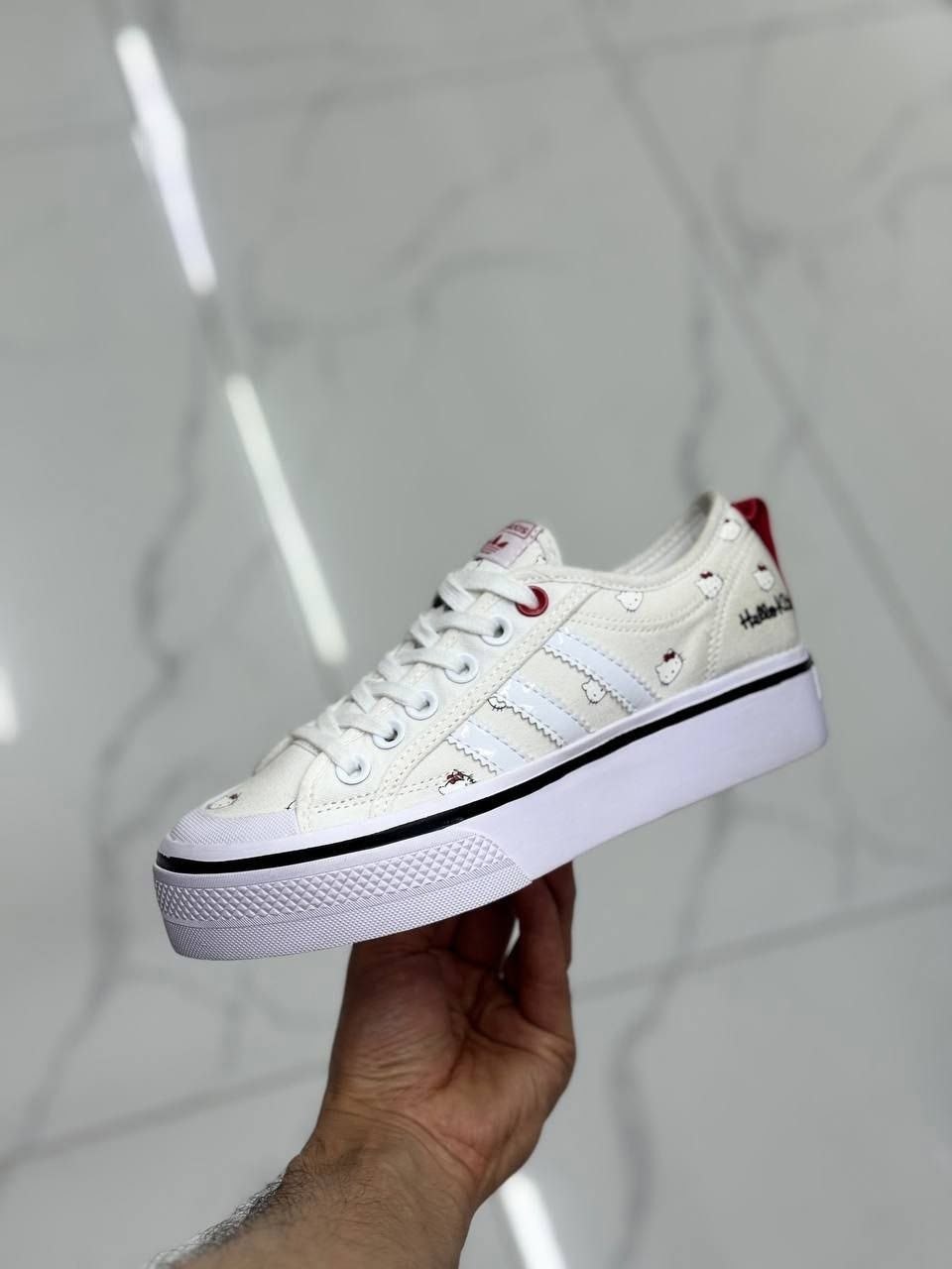 ,кроссовки адидас с хеллоу китти,кроссовки converse hello kitty x chuck taylor all star low white,адидас хеллоу китти,adidas hello kitty