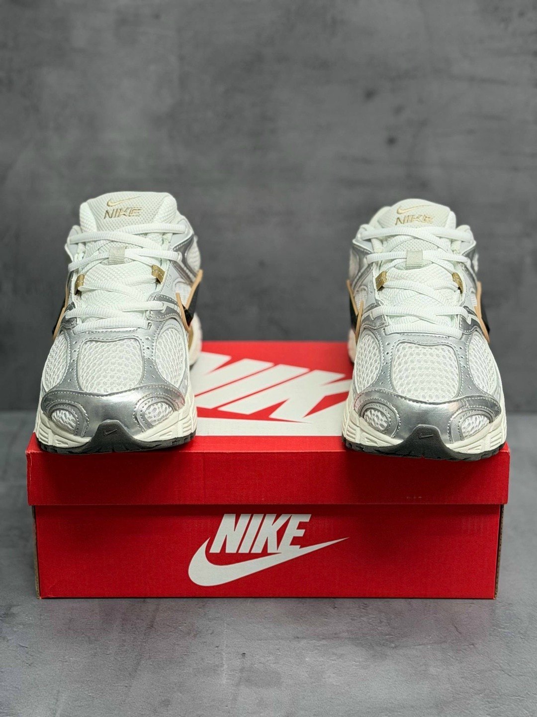 кроссовки nike,кроссовки,кроссовки женские мужские,повседневные кроссовки,кроссовки v5 rnr nike