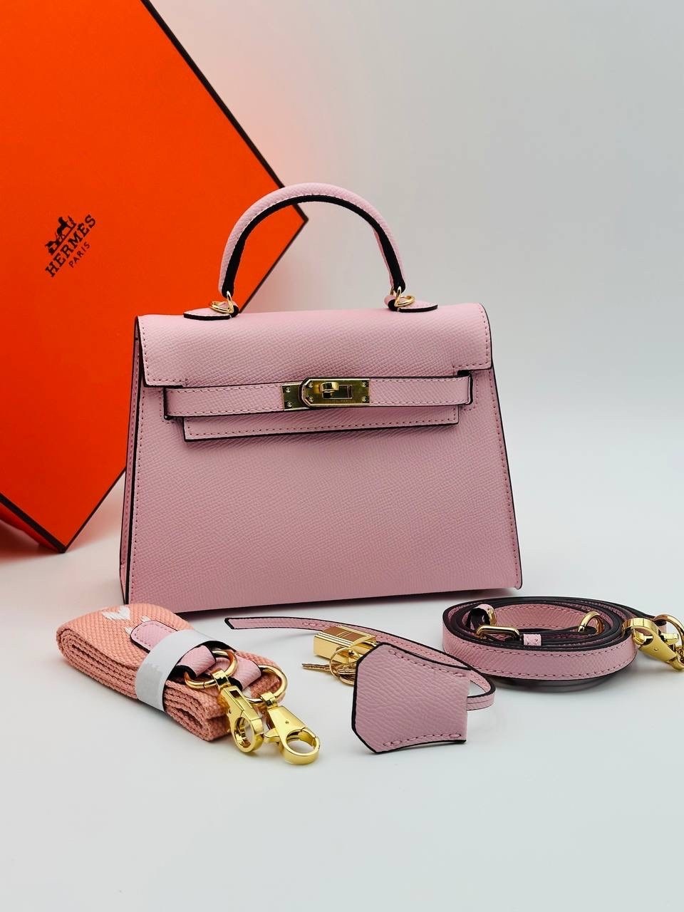 hermes сумка,женская сумка hermes,hermes сумка на плечо,сумка kelly hermes,hermes сумка кросс-боди
