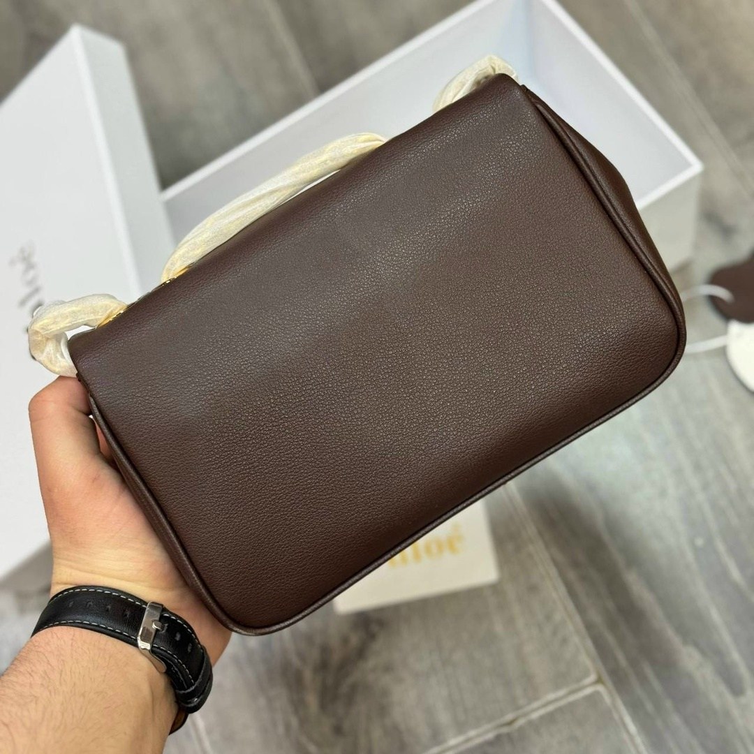 miu miu сумка коричневая,женская кожаный сумки,портфели,сумка портфель,сумка коричневая