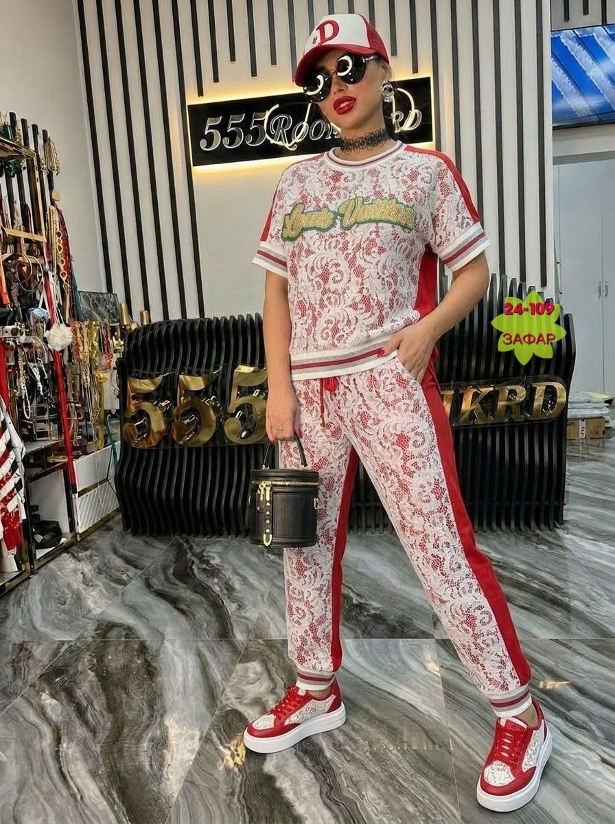 женские костюмы спортивные,костюм модный,костюм gucci в люкс качестве с бомбезным принтом,женские костюмы