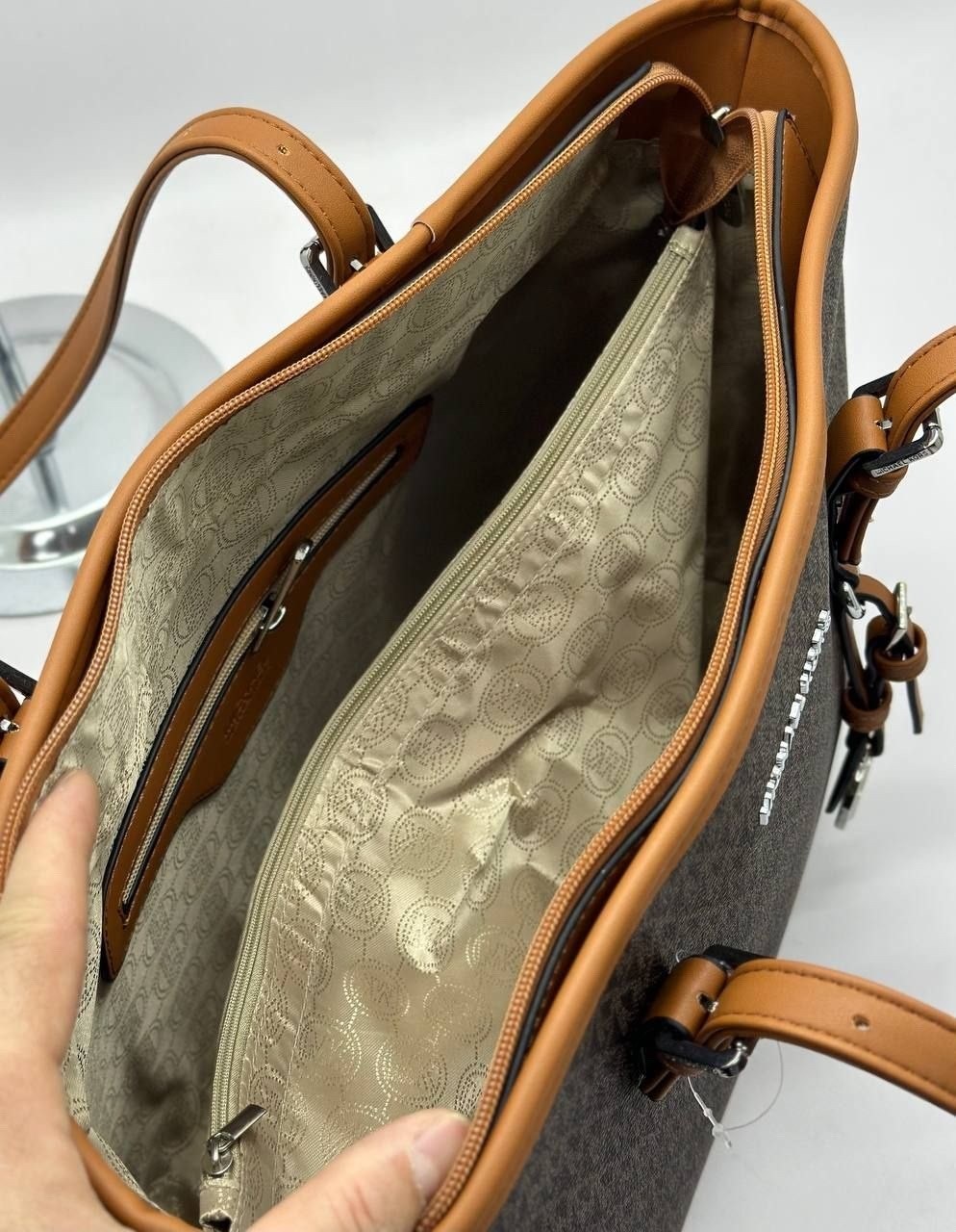 michael kors сумка,сумка шоппер michael kors,женская сумка michael kors,женская брендовая сумка,сумка шопер michael kors