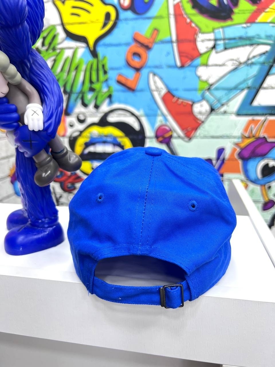 бейсболка polo ralph lauren,кепка polo ralph lauren,синяя бейсболка polo ralph lauren,kaws фигурка,кепка поло ральф лорен