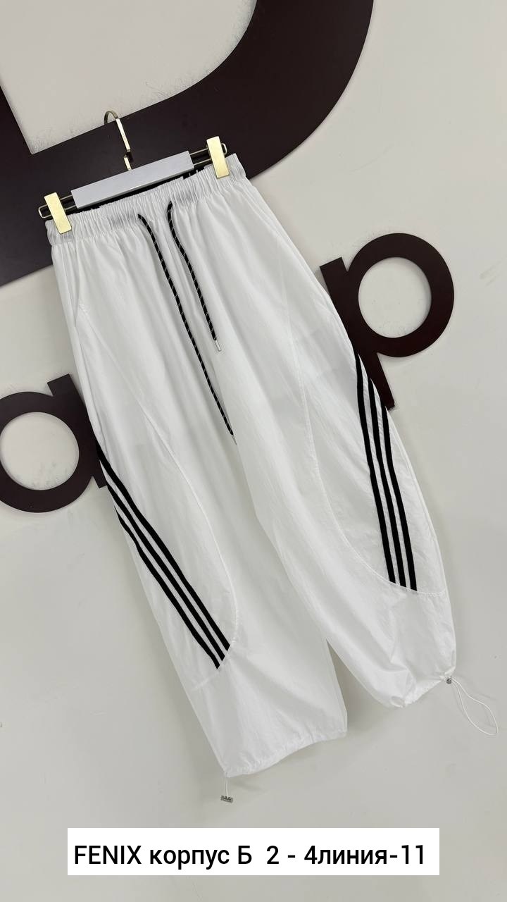 спортивные брюки,штаны спортивные,штаны адидас,спортивные брюки adidas,штаны женские