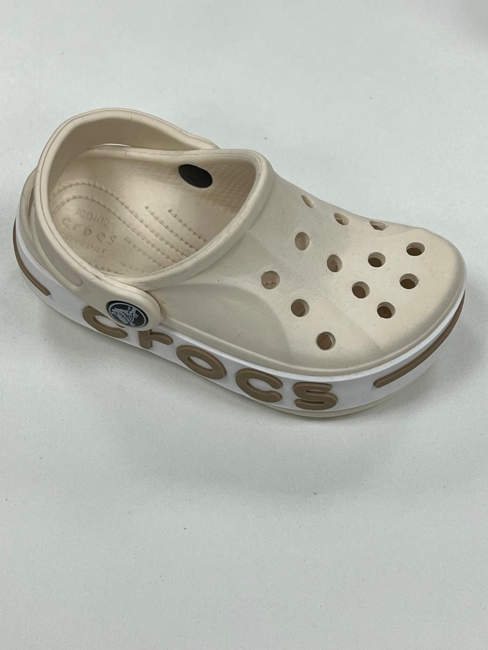 сабо crocs мужские серые летние,сабо кроксы летние bayaband clog crocs цвет пепел,сабо кроксы crocs sarah clog crocs цвет светло-коричневый, белый,crocs сабо,сабо кроксы летние bayaband clog crocs 328