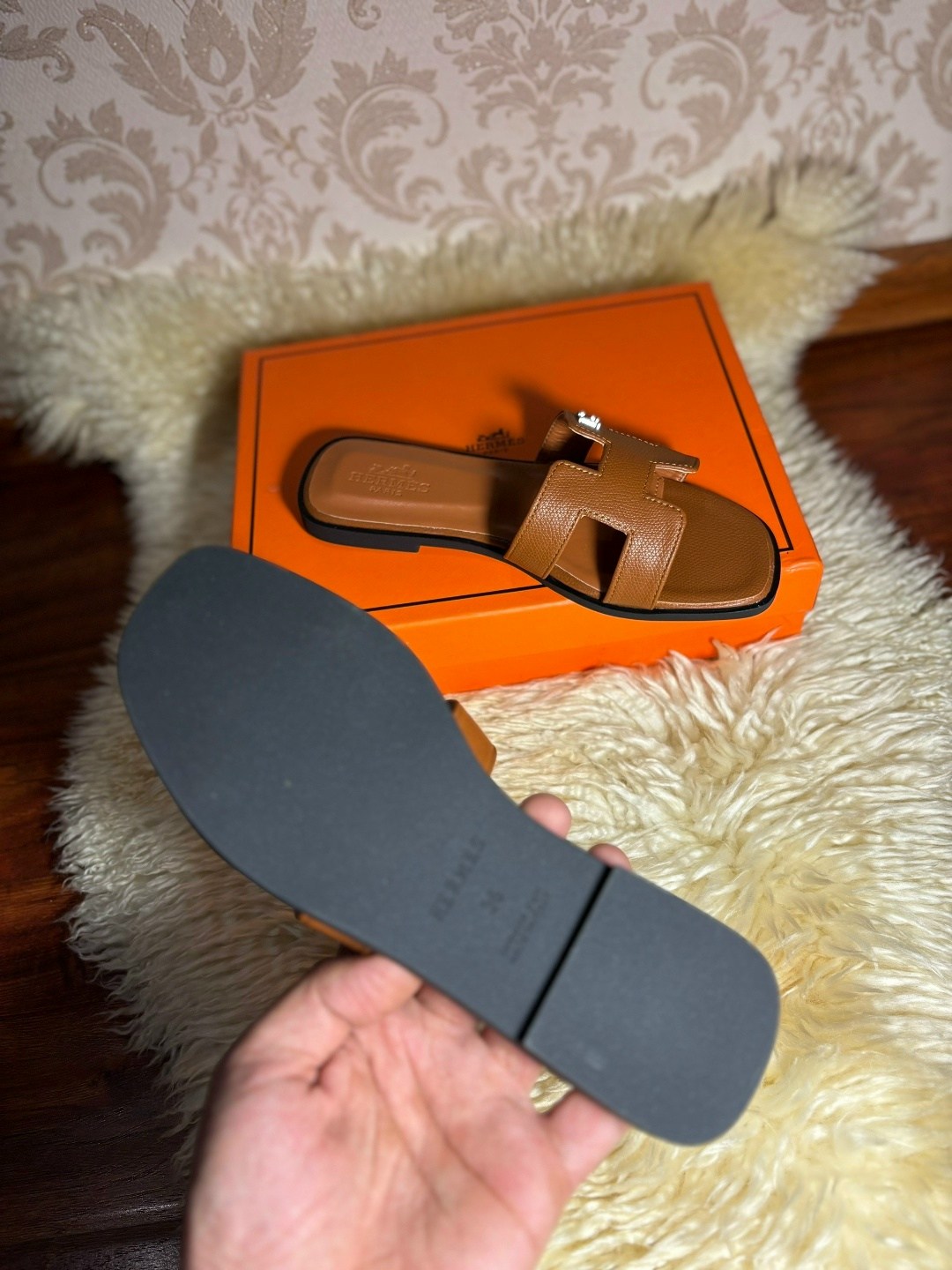 hermes шлепанцы,hermes шлепки женские,шлепки эрмес,шлепки гермес женские,шлепанцы женские