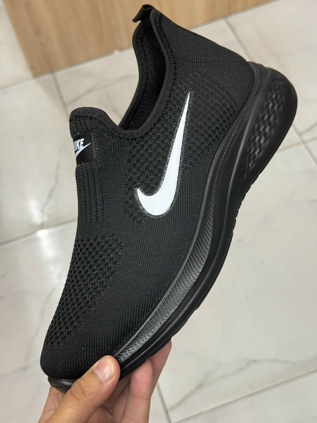 кроссовки,кроссовки мужские nike,спортивная ,кроссовки nike,кроссовки женскиe