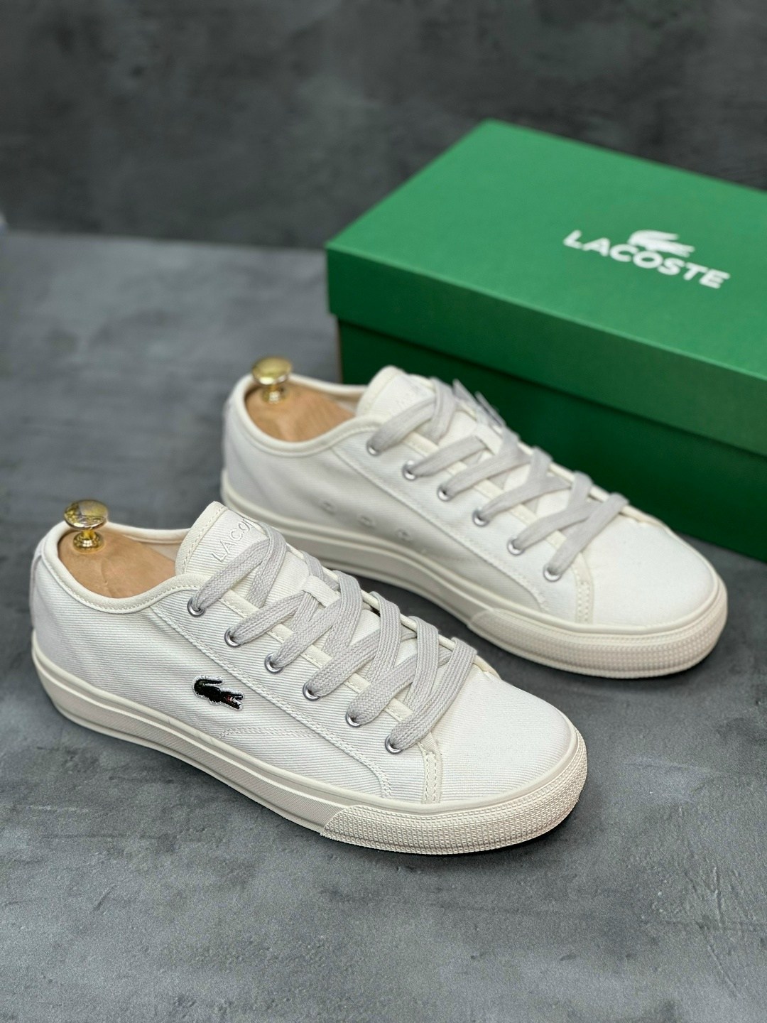 ,кроссовки lacoste,кеды lacoste,белые кеды лакост,кеды lacoste женские
