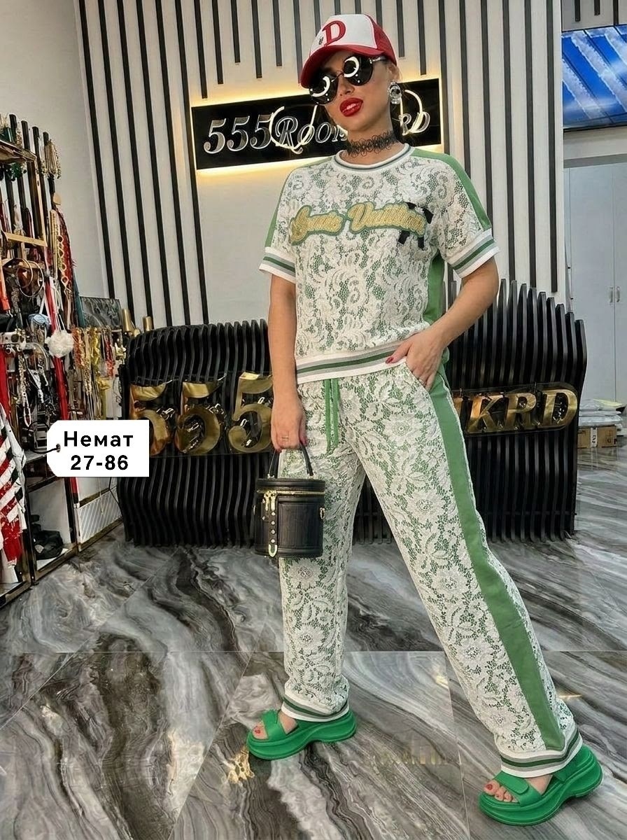женский костюм,стильные костюмы,стильные женские костюмы,костюм gucci в люкс качестве с бомбезным принтом,костюм спортивный женский