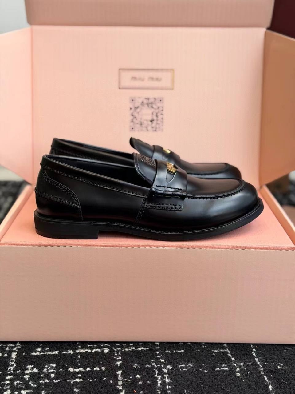 ,лоферы miu miu,лоферы женские,лоферы миу миу, женская
