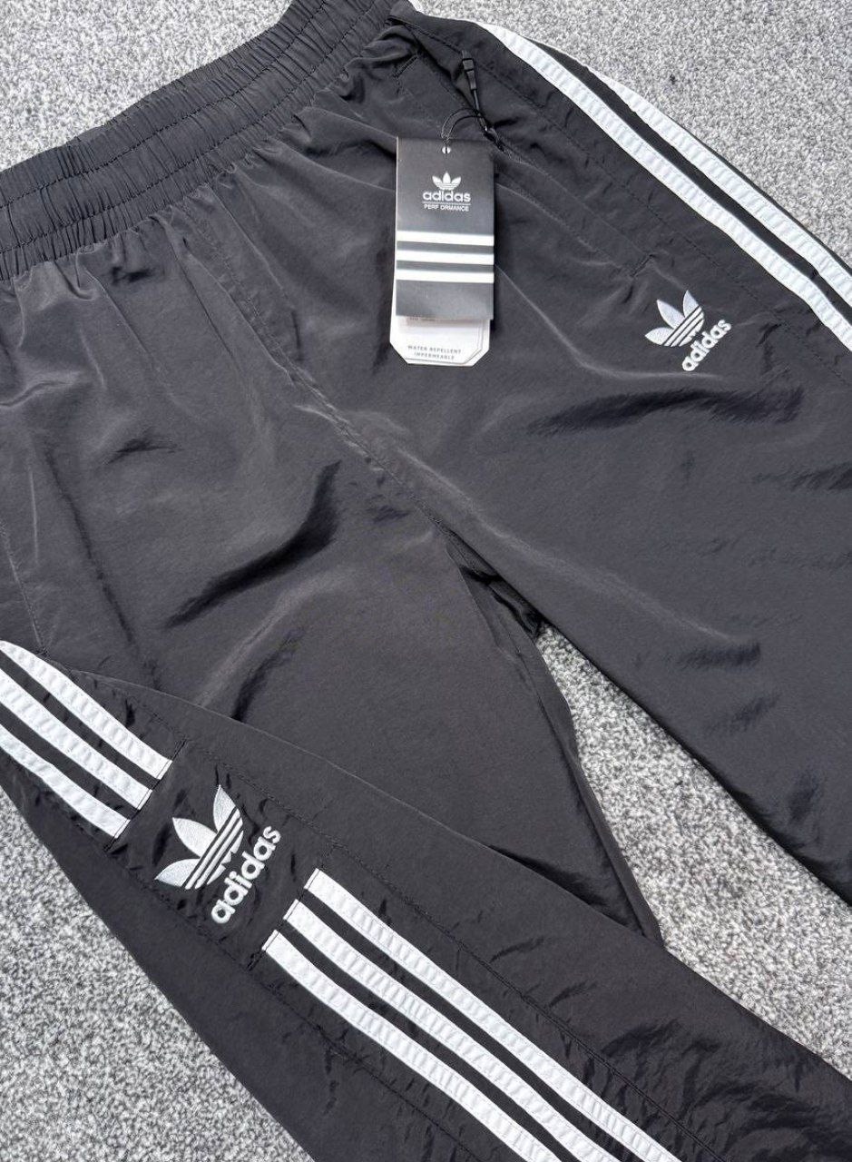 мужские спортивные костюмы adidas,мужской теплый спортивный костюм adidas,спортивные брюки adidas,брюки спортивные adidas originals,спортивные штаны adidas