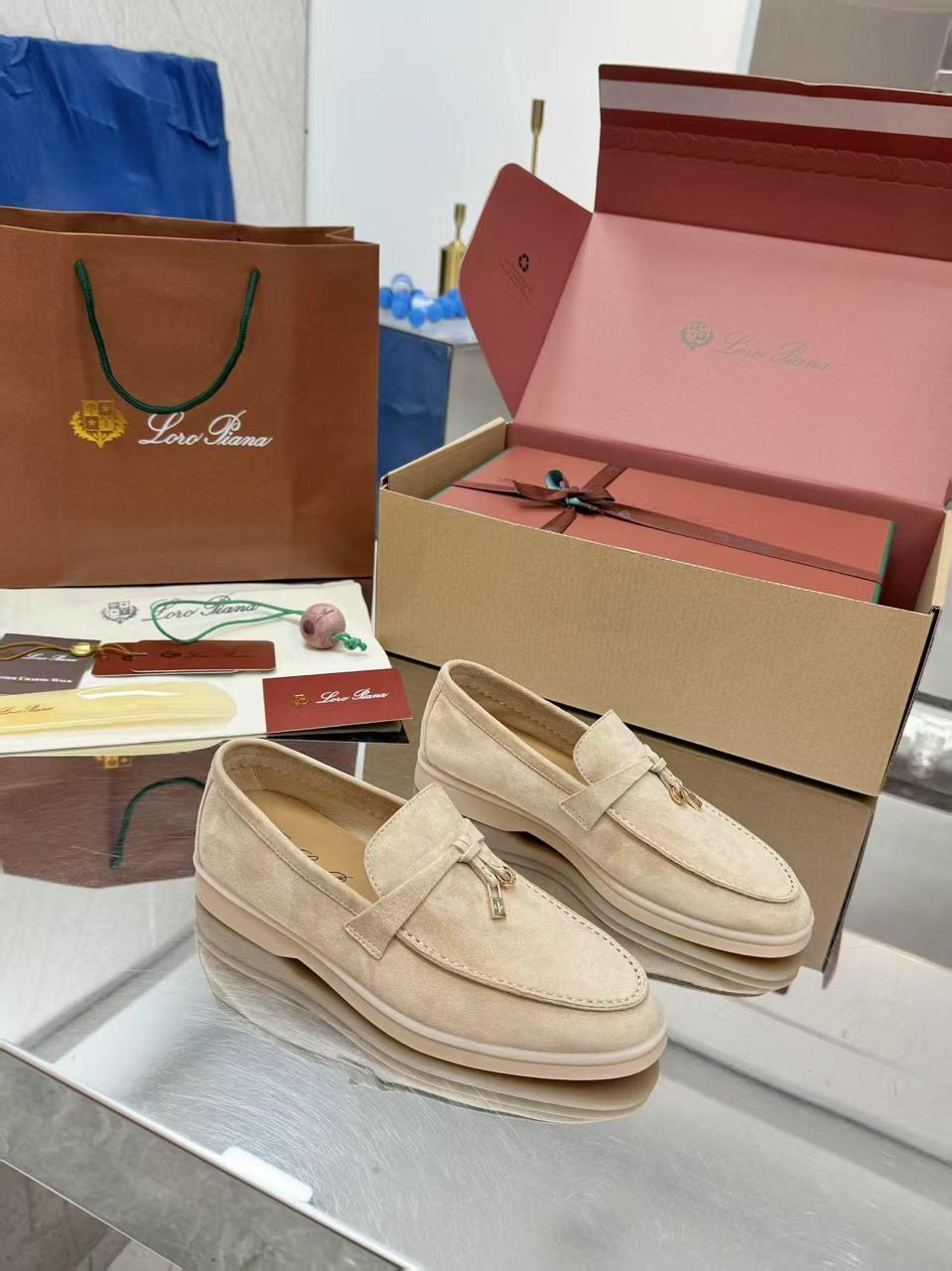 женские лоферы loro piana,,замшевые лоферы loro piana,лоферы loro piana,лоферы женские замшевые